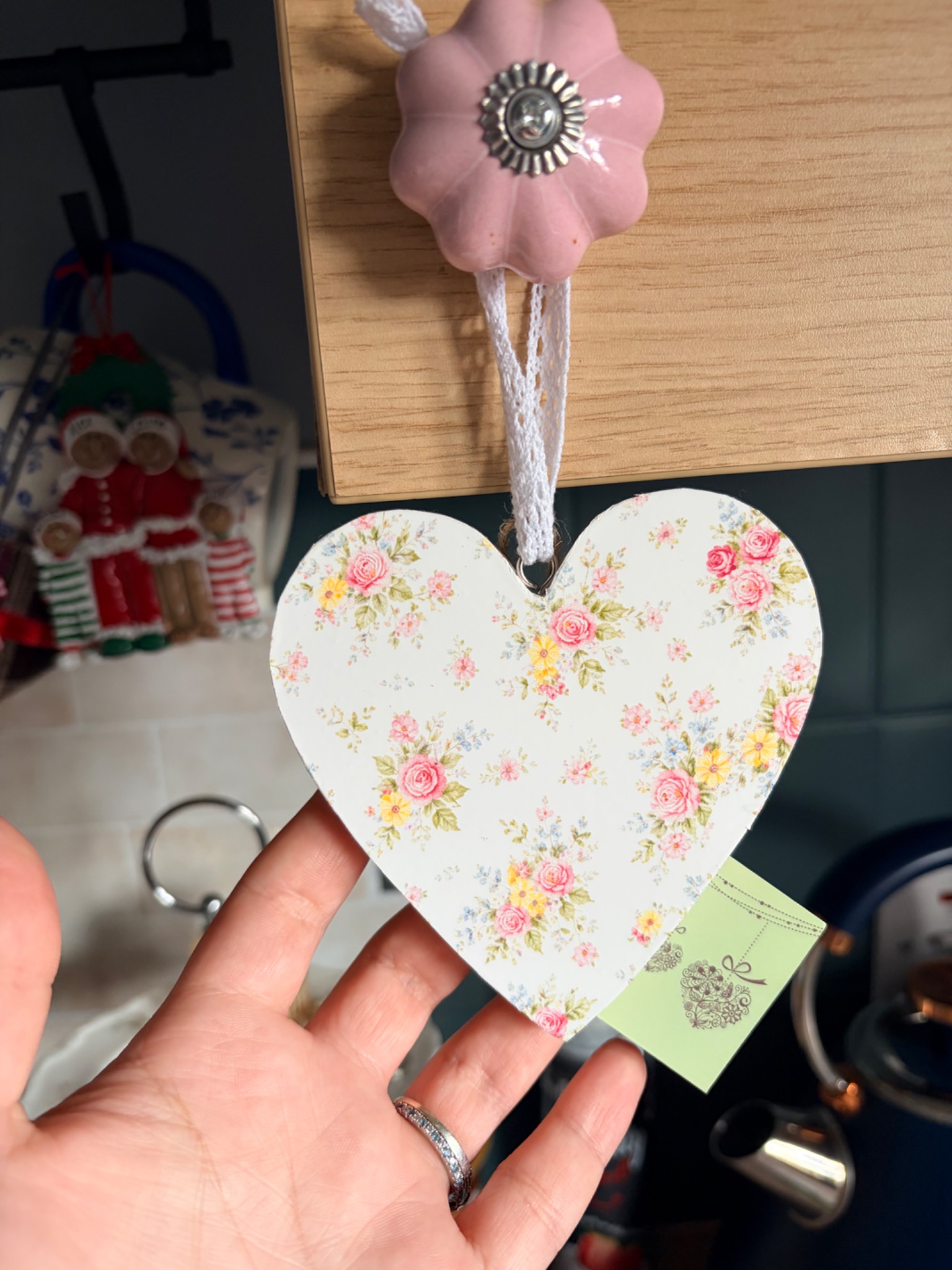 Floral heart keepsake